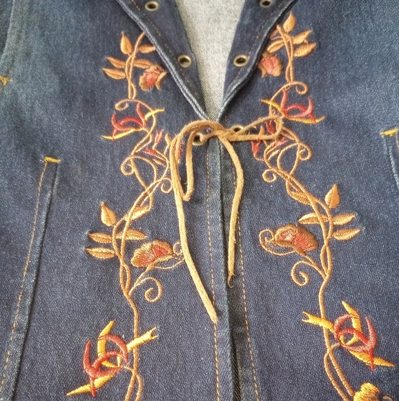 Too Hot Denim Stretch Jacket - Picture 6 of 6